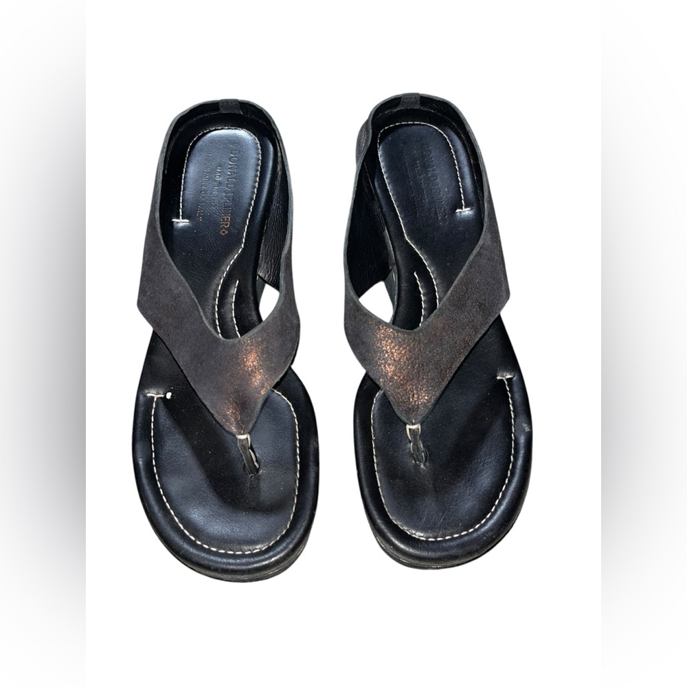 Donald J PLINER SHANA PLATFORM THONG SANDALS Size 9